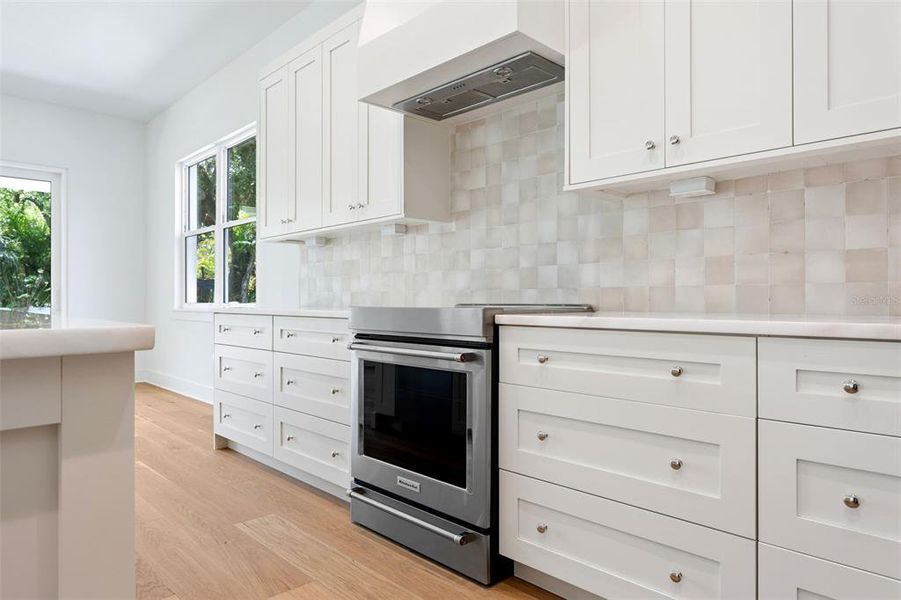 Furnished interior view inside a new home in , Tampa (Image 8).