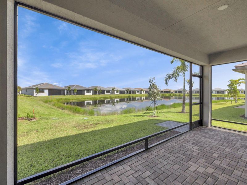 Image 31 of a home in Valencia Parc at Riverland.