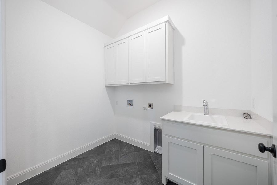 Image 18 of a home in Wolf Ranch South Fork.