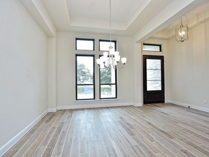 Representative unfurnished interior of a home built from the Avalon by Giddens Homes in Scofield Farms Estates, Georgetown (Image 162).