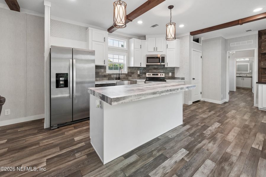 Furnished interior view inside a new home in , Gainesville (Image 5).