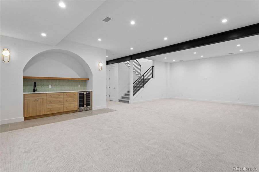 Spacious, unfurnished interior of a new home in , Denver (Image 49).