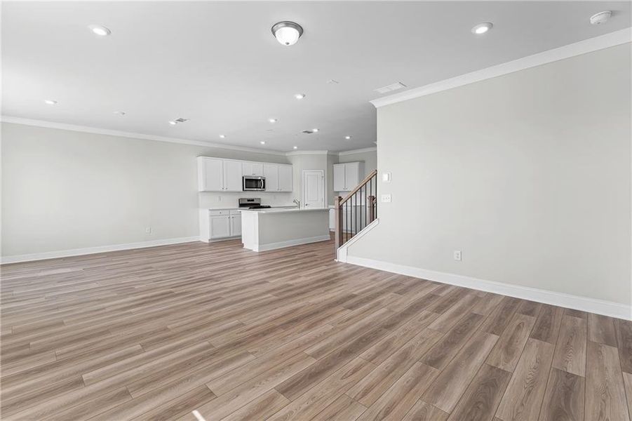 Spacious, unfurnished interior of a new home in Overland, Locust Grove (Image 25).