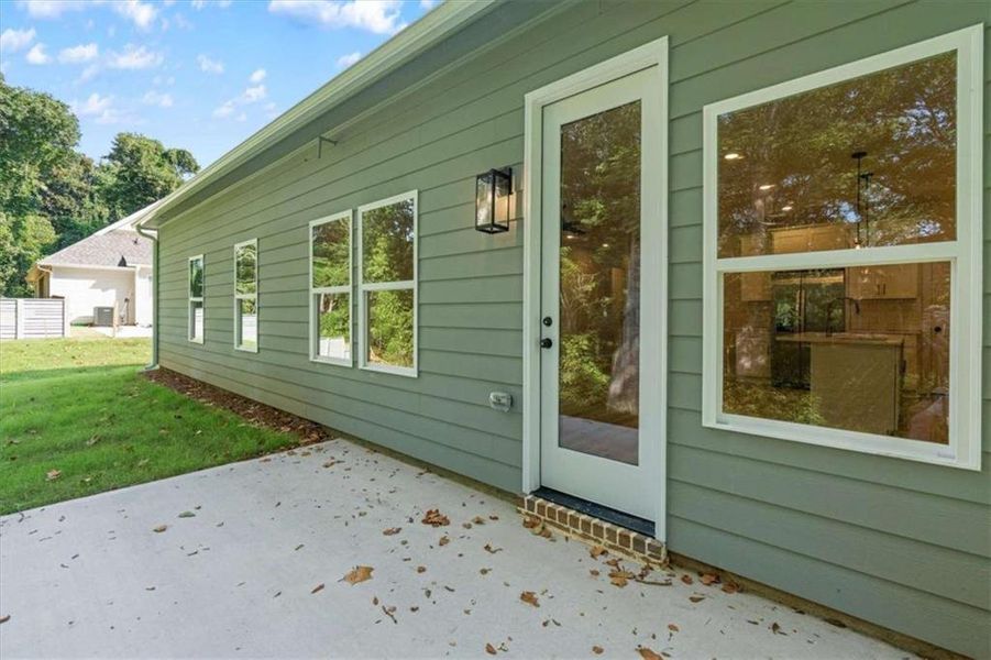 Exterior details and patio area of a home in , Temple (Image 23).