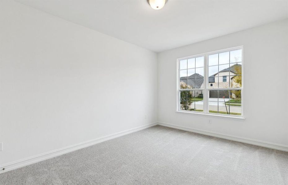 Spacious fifth bedroom