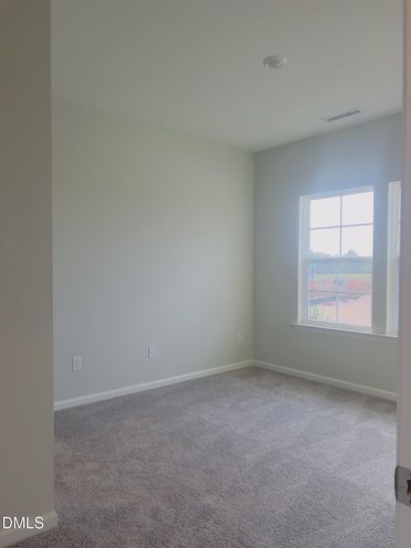 OVS 423 guest bedroom