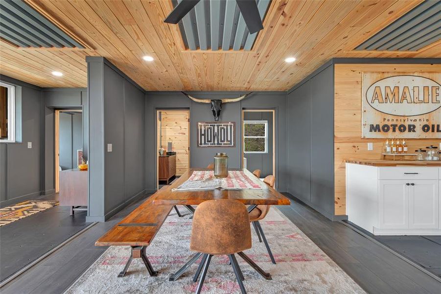 Furnished interior view inside a new home in , Breckenridge (Image 19).