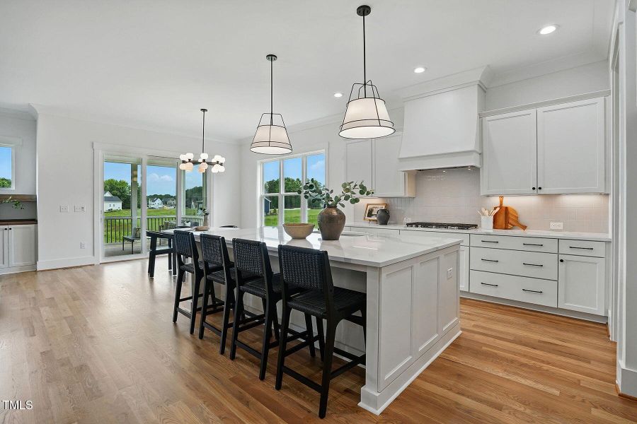 38-web-or-mls-Photo_008 (2) 38-web-or-mls-Photo_008 (2)