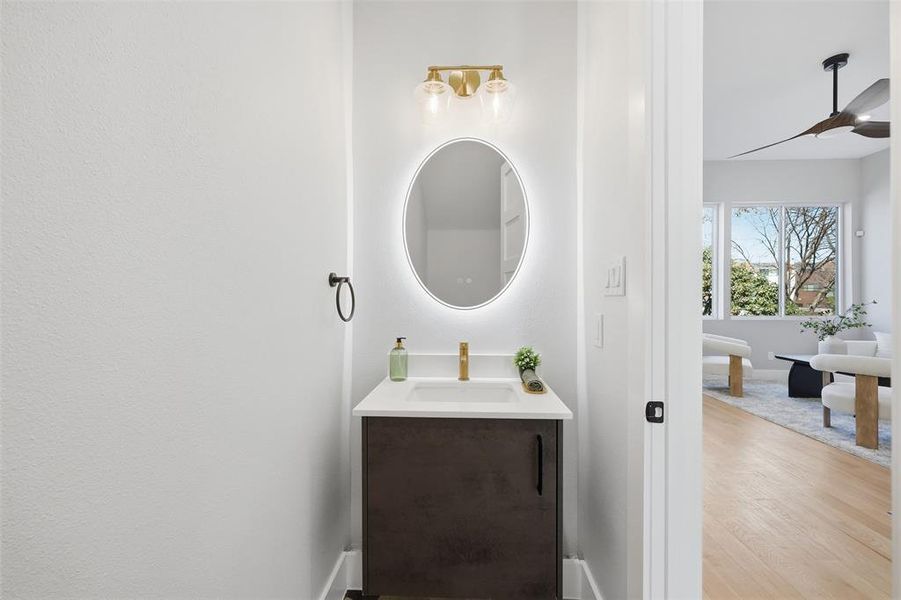 Furnished interior view inside a new home in , Dallas (Image 10).