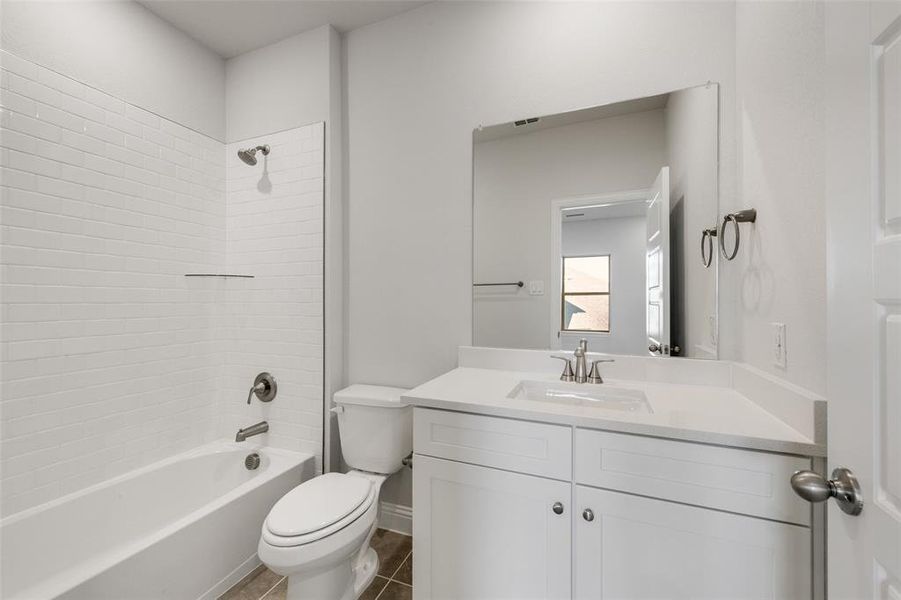 Furnished interior view inside a new home in Arbors at Legacy Hills, Celina (Image 9). Furnished interior view inside a new home in Arbors at Legacy Hills, Celina (Image 9).