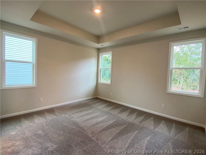 Spacious, unfurnished interior of a new home in Pembroke, Hope Mills (Image 6).