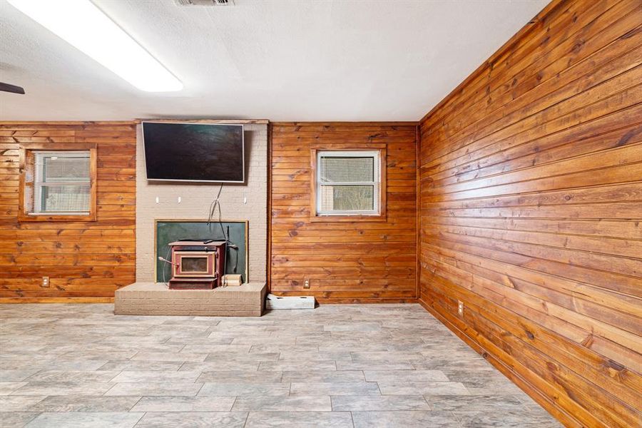 Image 15 of a home in . Image 15 of a home in .