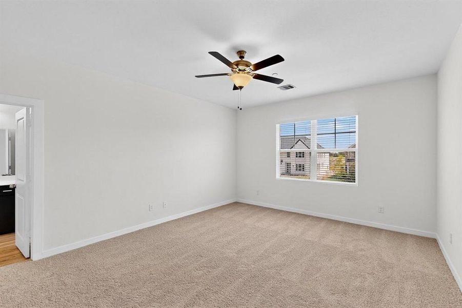 Spacious, unfurnished interior of a new home in Solterra Texas, Mesquite (Image 23).