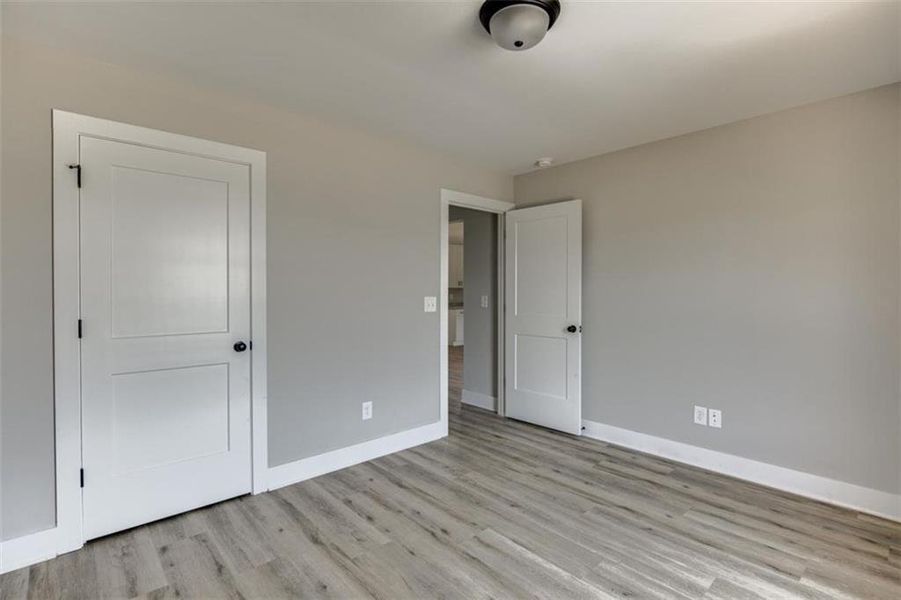 Spacious, unfurnished interior of a new home in , Hartwell (Image 19). Spacious, unfurnished interior of a new home in , Hartwell (Image 19).
