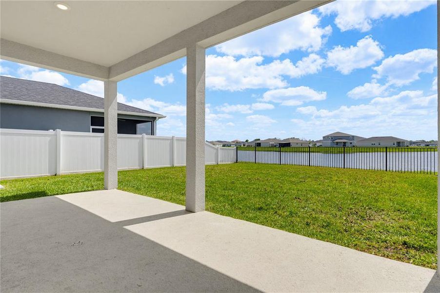 Exterior details and patio area of a home in , Parrish (Image 3).