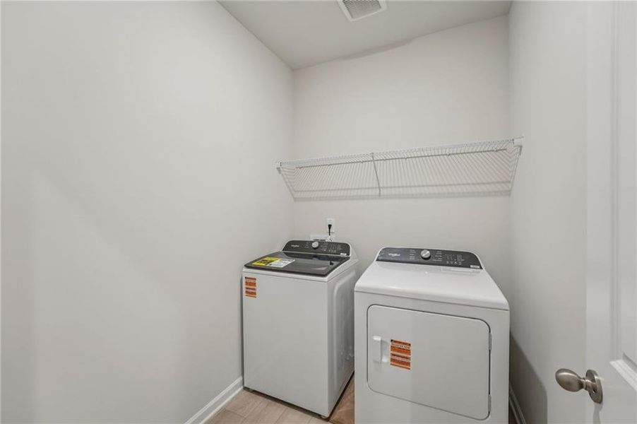Close-up of interior finishes inside a home in Westmont Preserve, Powder Springs (Image 20).