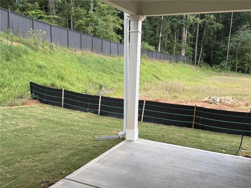 Exterior details and patio area of a home in Sawmill Creek, Mableton (Image 3).