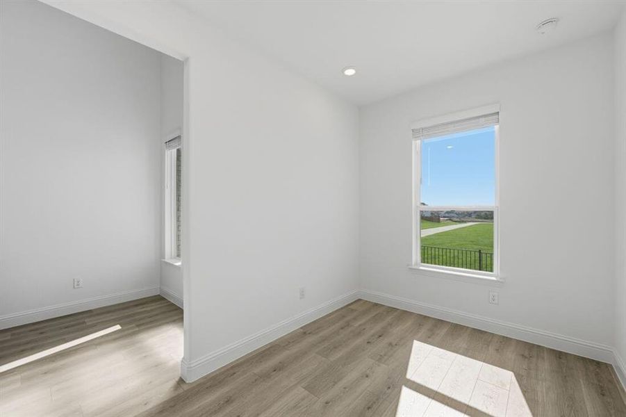 1621 Barnwood Road ~ Ready Now!