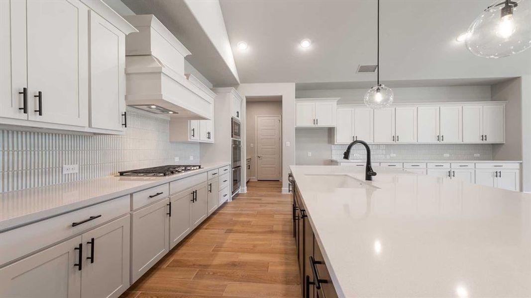 Furnished interior view inside a new home in Somerset Park 80', Rockwall (Image 12). Furnished interior view inside a new home in Somerset Park 80', Rockwall (Image 12).