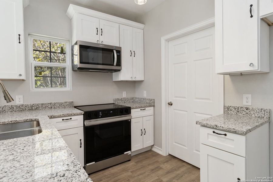 Furnished interior view inside a new home in , San Antonio (Image 15). Furnished interior view inside a new home in , San Antonio (Image 15).