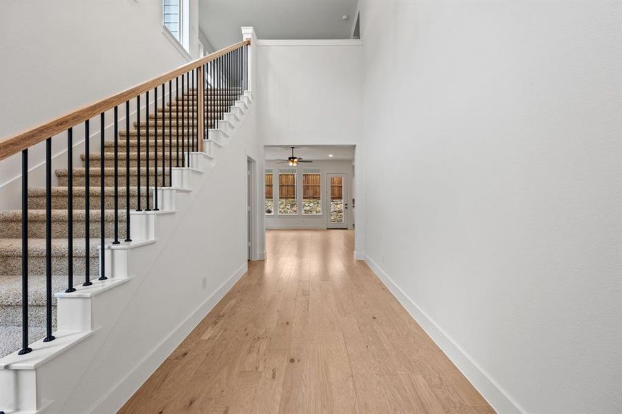 Spacious, unfurnished interior of a new home in North Square at Uptown, Celina (Image 28).