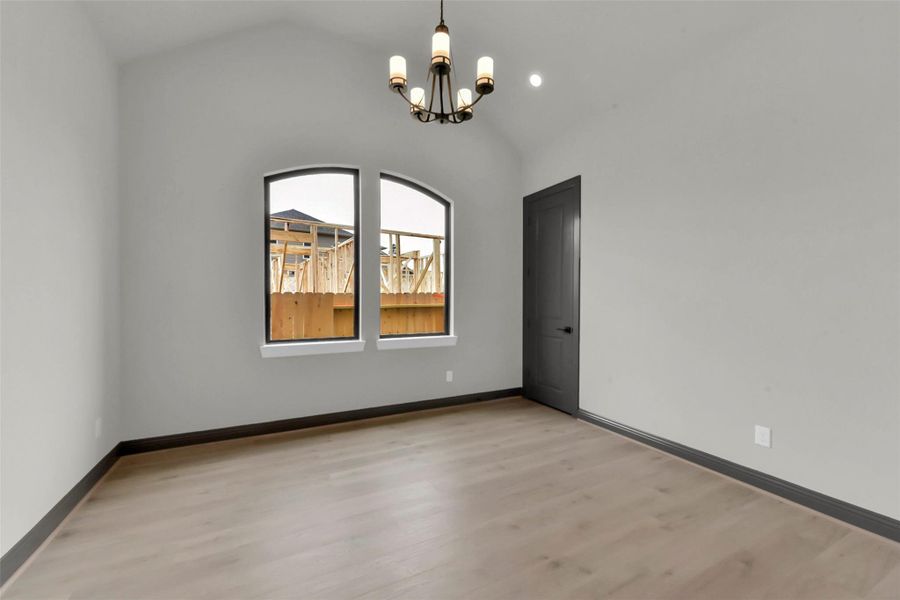 Spacious, unfurnished interior of a new home in Evergreen 55', Conroe (Image 34).