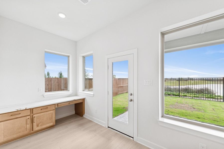 Furnished interior view inside a new home in Meridiana 55' Homesites, Manvel (Image 11). Furnished interior view inside a new home in Meridiana 55' Homesites, Manvel (Image 11).