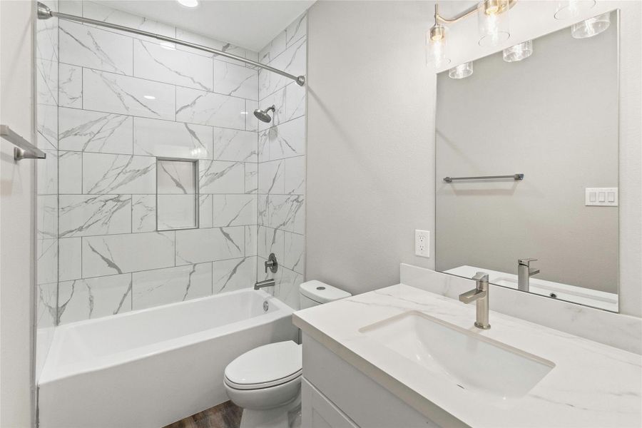 Furnished interior view inside a new home in , Matagorda (Image 7).