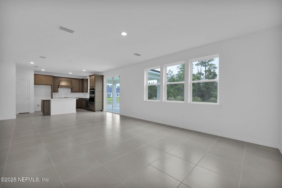 Spacious, unfurnished interior of a new home in Hyland Trail, Green Cove Springs (Image 19). Spacious, unfurnished interior of a new home in Hyland Trail, Green Cove Springs (Image 19).