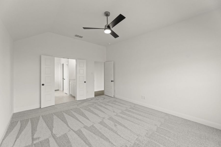 Spacious, unfurnished interior of a new home in Meadow Run, Melissa (Image 18). Spacious, unfurnished interior of a new home in Meadow Run, Melissa (Image 18).