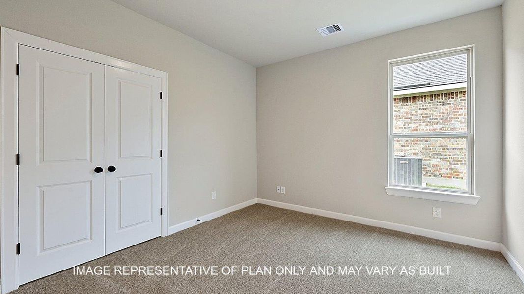 Spacious, unfurnished interior of a new home in Wellborn Settlement, College Station (Image 19).