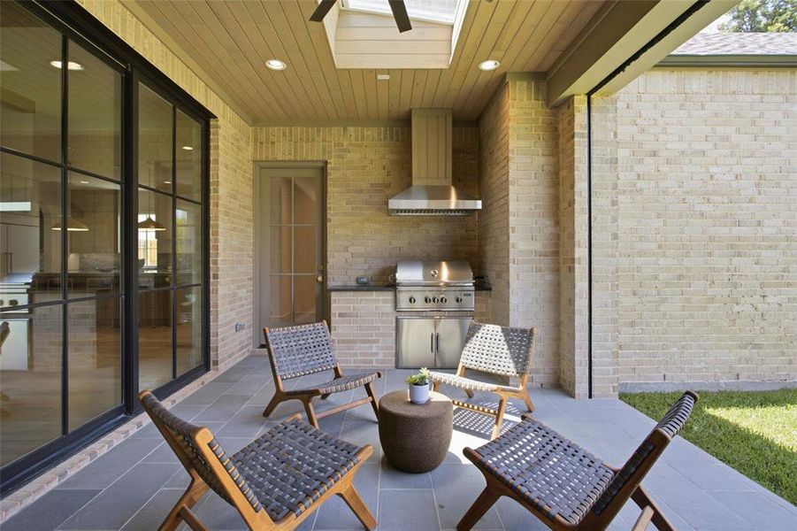 Exterior details and patio area of a home in , Dallas (Image 28).
