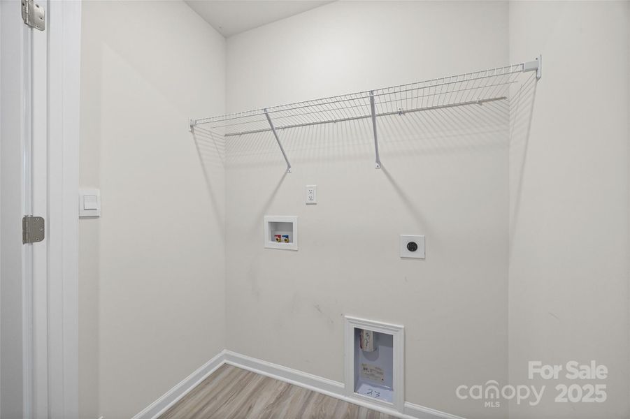 Spacious, unfurnished interior of a new home in , York (Image 21).