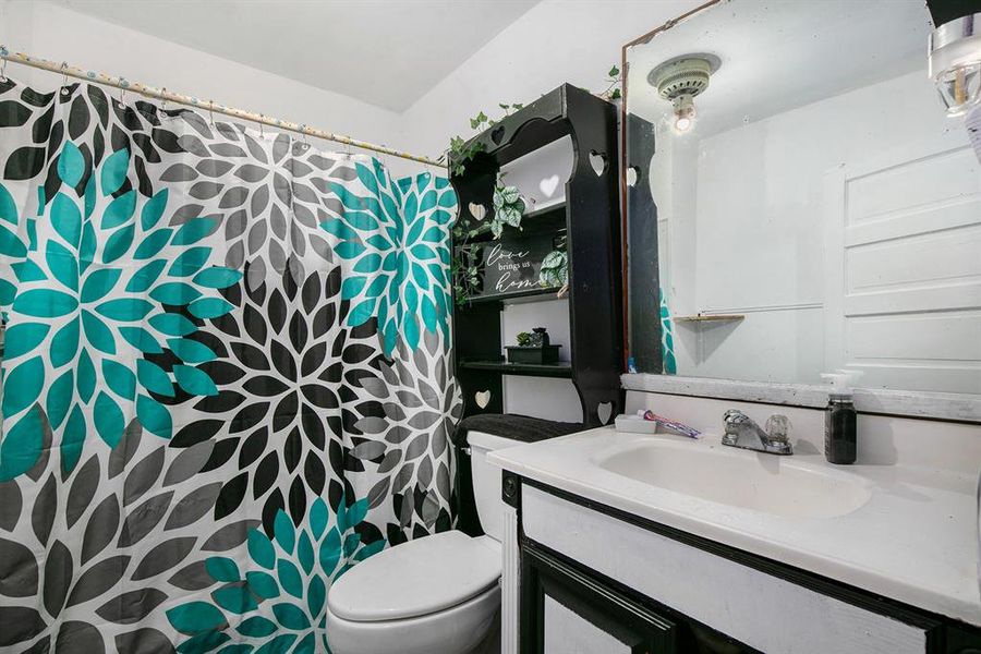 Furnished interior view inside a new home in , Hillsboro (Image 17).