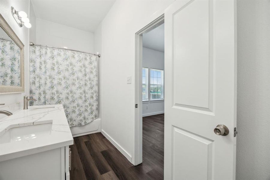 Furnished interior view inside a new home in , Dallas (Image 8).