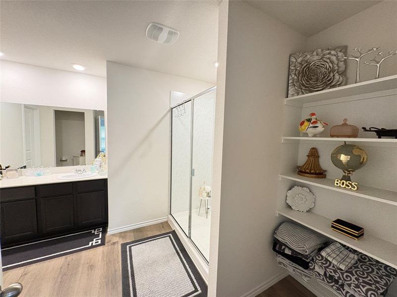 Furnished interior view inside a new home in , Denton (Image 9).