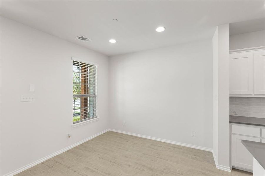 4507 Avion-Dining-1