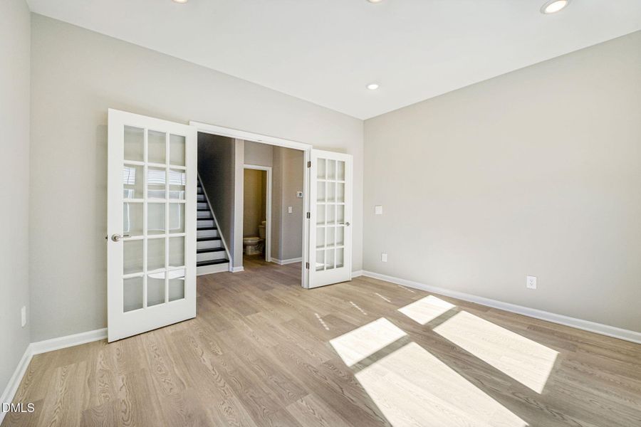 16-web-or-mls-Raleigh - Watkins Glen - 3 16-web-or-mls-Raleigh - Watkins Glen - 3