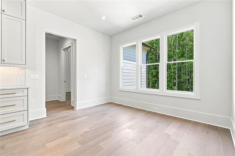 Spacious, unfurnished interior of a new home in , Canton (Image 27).