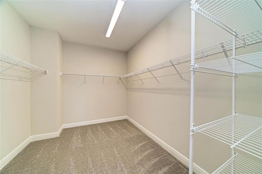 Spacious, unfurnished interior of a new home in North River Ranch, Parrish (Image 22).