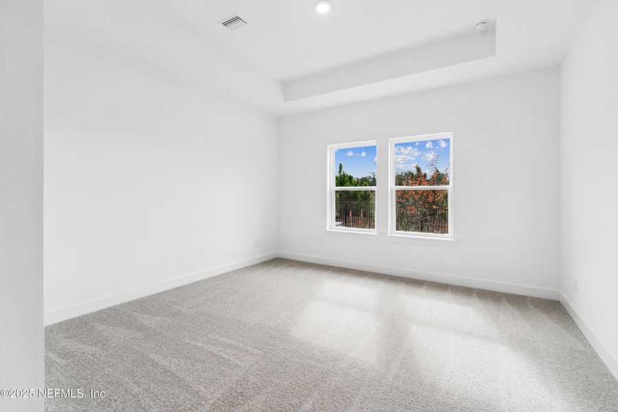 Spacious, unfurnished interior of a new home in Evergreen Island at Silverleaf - Classic, St. Augustine (Image 12).