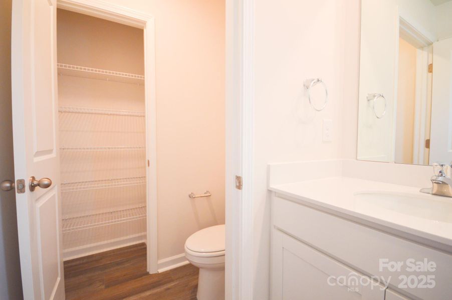 Photos are representative Photos are representative