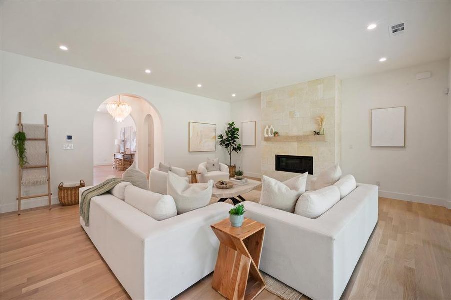 Furnished interior view inside a new home in , Dallas (Image 19).