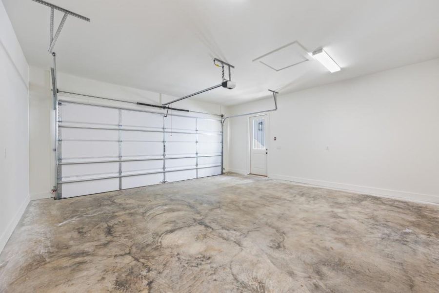 Spacious, unfurnished interior of a new home in , Madison (Image 40).