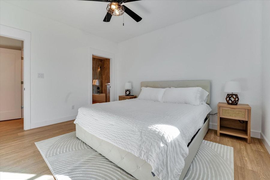 Furnished interior view inside a new home in , Conroe (Image 24). Furnished interior view inside a new home in , Conroe (Image 24).