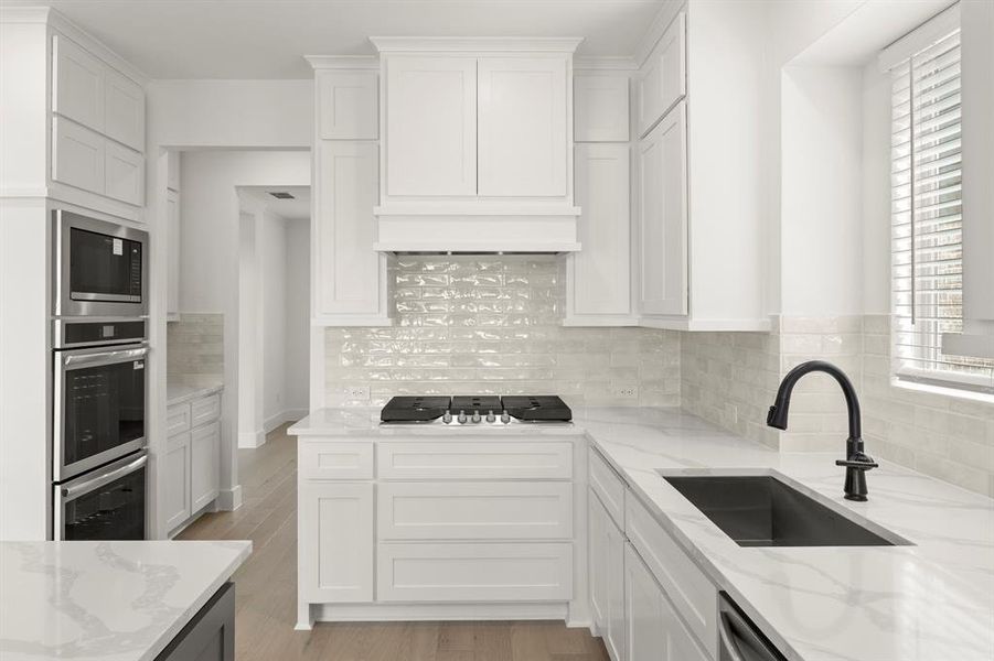 425 Curtiss - Kitchen (3)