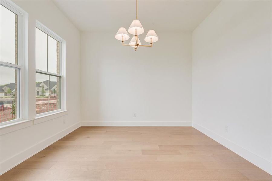 Spacious, unfurnished interior of a new home in The Homestead - 62', Rockwall (Image 18).