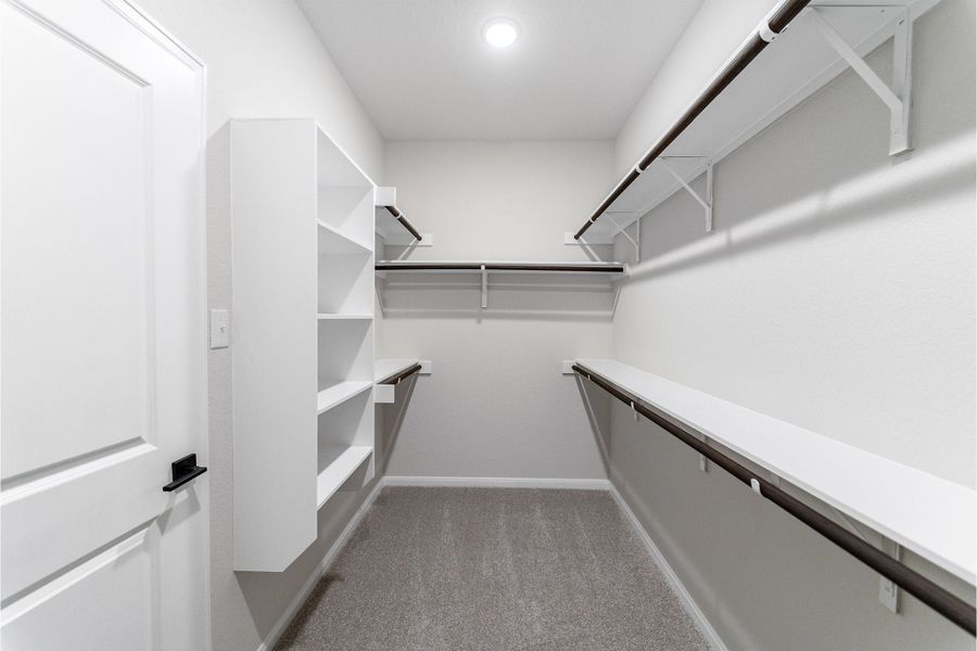 Furnished interior view inside a new home in Homestead, Schertz (Image 9).