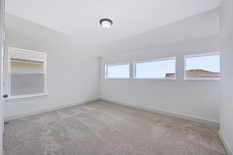 Spacious, unfurnished interior of a new home in Provence, Austin (Image 23).