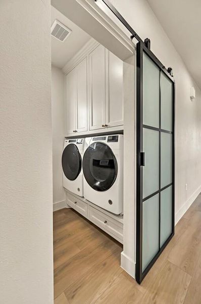 Furnished interior view inside a new home in , Waco (Image 60).